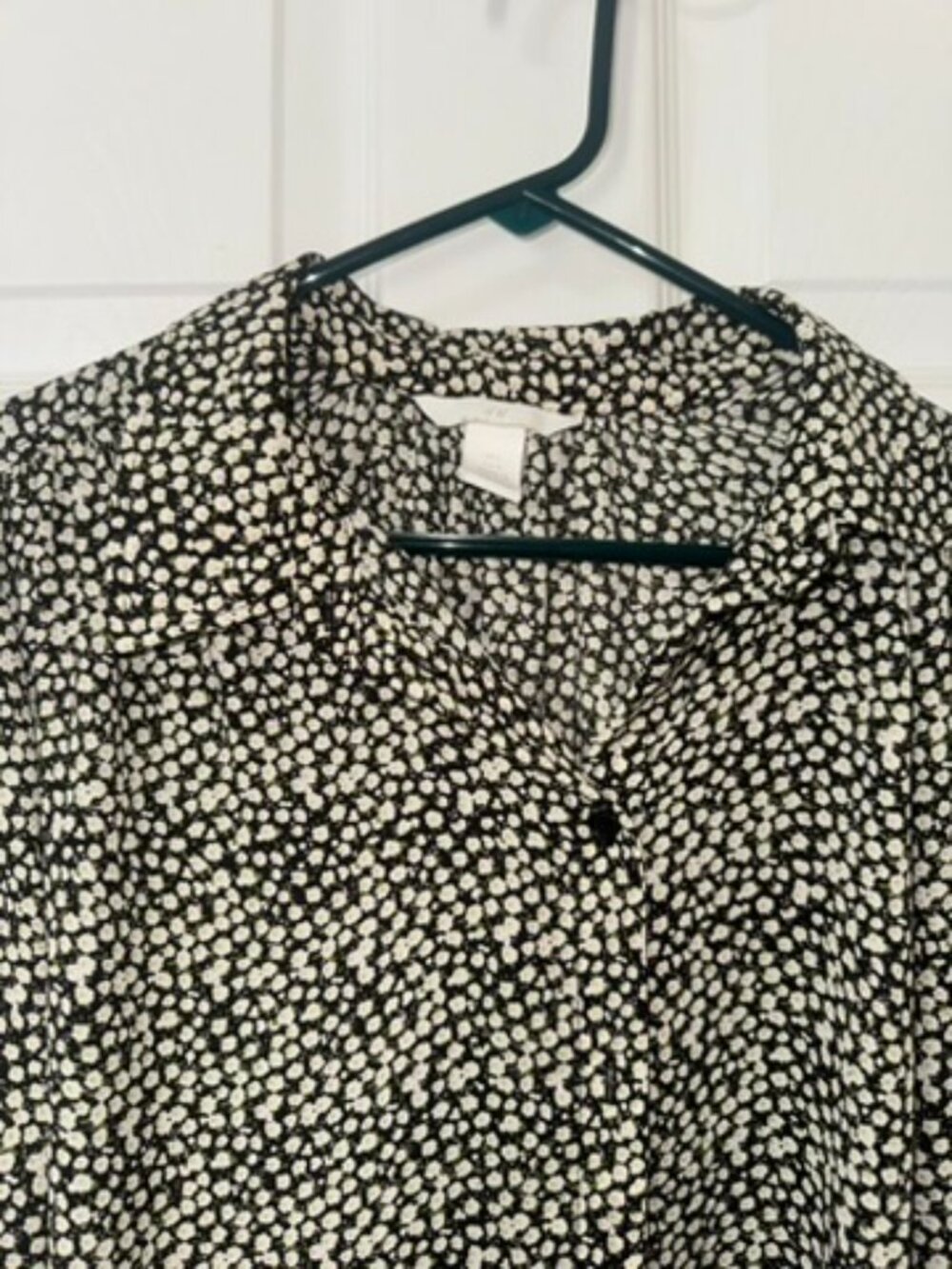 Black and White Floral Button Down Blouse by H&M - Picture 5 of 7